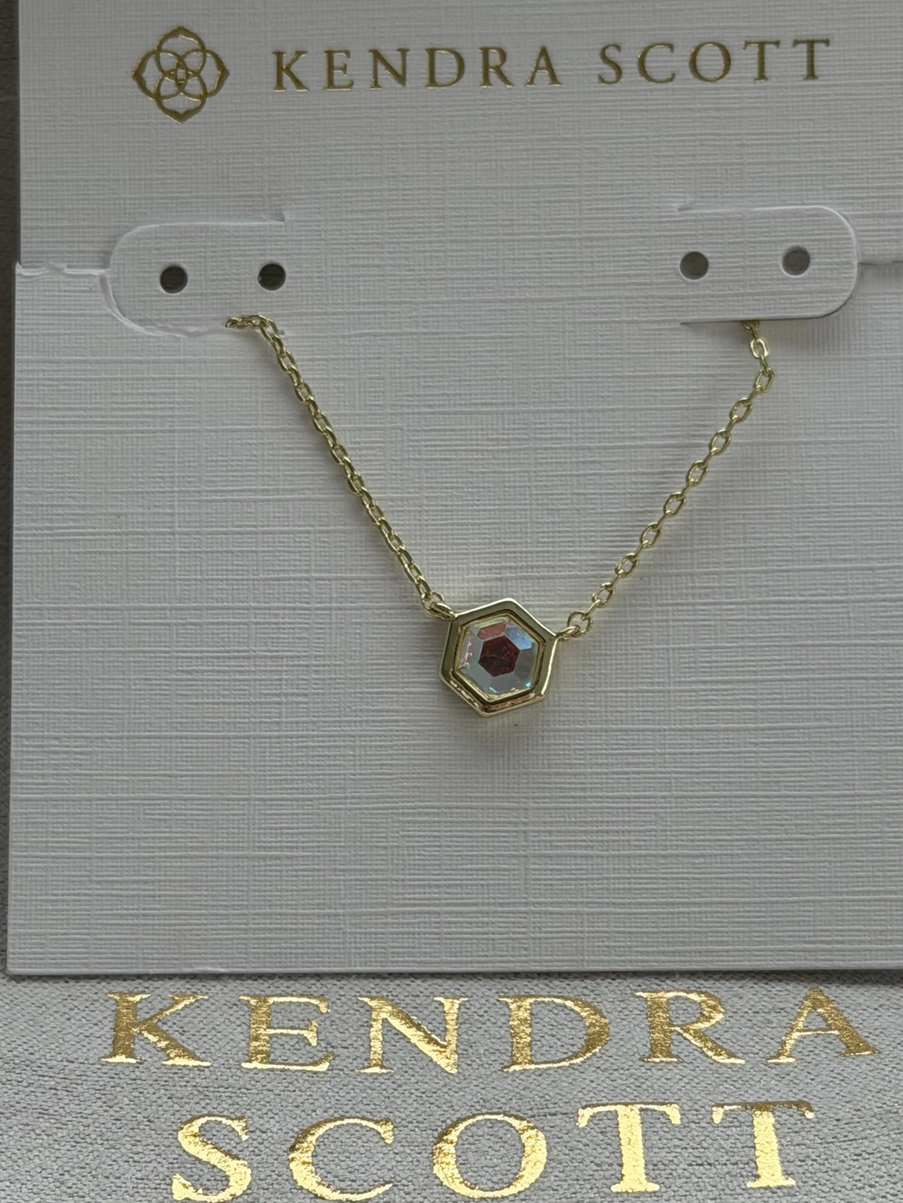 Kendra Scott white pendant necklac